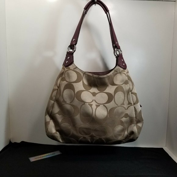 COACH Campbell Signature HOBO W/ Matching Accordion Zip Wallet - Picture 2 of 7